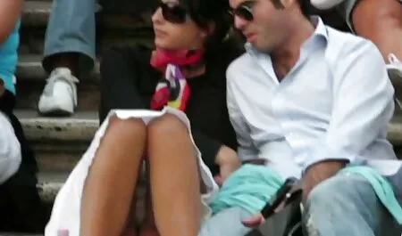 Koleś filmy porno za darmo tv marzy o pieprzeniu się z dwoma lesbijkami w usta nagle