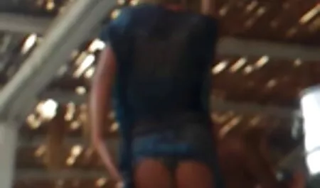 Była chudą kobietą bez zdejmowania nowych sex filmy hd za darmo chudych dżinsów