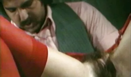 Moja filmy porno free download matka miała gorączkę między nogami, a jej syn był uwiedziony