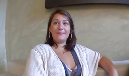 Była dziewczyna spędziła porno na telefon za darmo bardzo ciężki dzień w pracy, a teraz musiała się zrelaksować