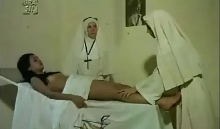 Ten mężczyzna zgwałcił swoją filmy porno za darmo hd córkę w mieszkaniu