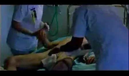 Młoda blondynka w okularach ssie pad porno filmy do pobrania za darmo