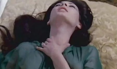 Rosyjski nastolatek lubi porno filmy do pobrania za darmo napalone kocha sama