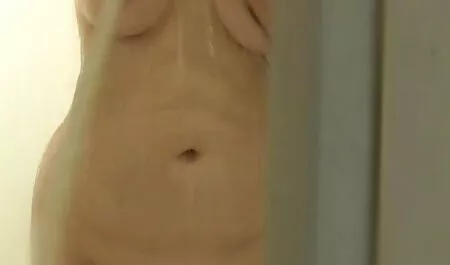 Ona lubi jeść kogut erotyczne filmy free