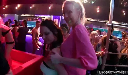 Lesbijki filmiki erotyczne free mieć orgia w the basen