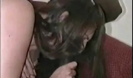 Robotnicy porno filmy za free brutalnie zgwałcili właściciela domu