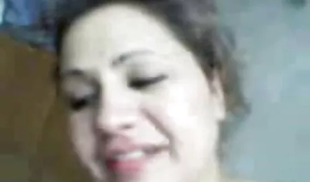 Ssanie fiuta pod filmy porno free download prysznicem