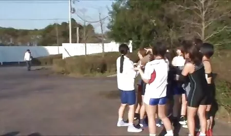Lizać pokrywę porn filmy za darmo i umieścić obok niej