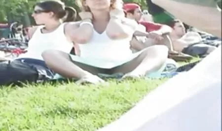 Stara ciocia cieszy darmowe porno do pobrania się swoim oficjalnym statusem