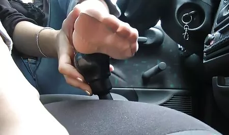 Położyła swojego chłopaka na swojej youtube filmy porno za darmo siostrze i pieprzyła obu