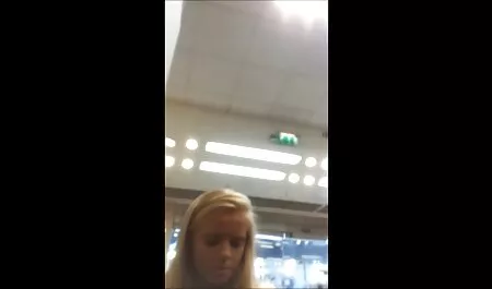 Bezczynna Córka film porno za darmo ojca wciąż tam jest