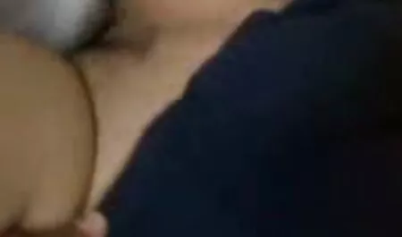 Busty żona z kochanek mąż filmy porno do pobrania na telefon robi analny